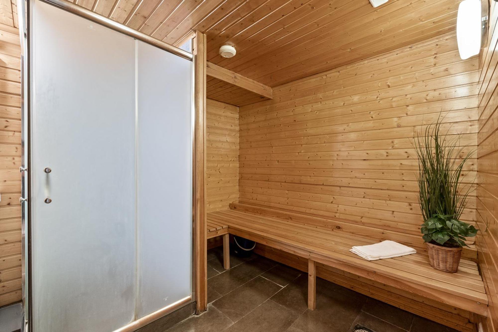 Massive Villa In Downtown Reykjavik With A Sauna Buitenkant foto