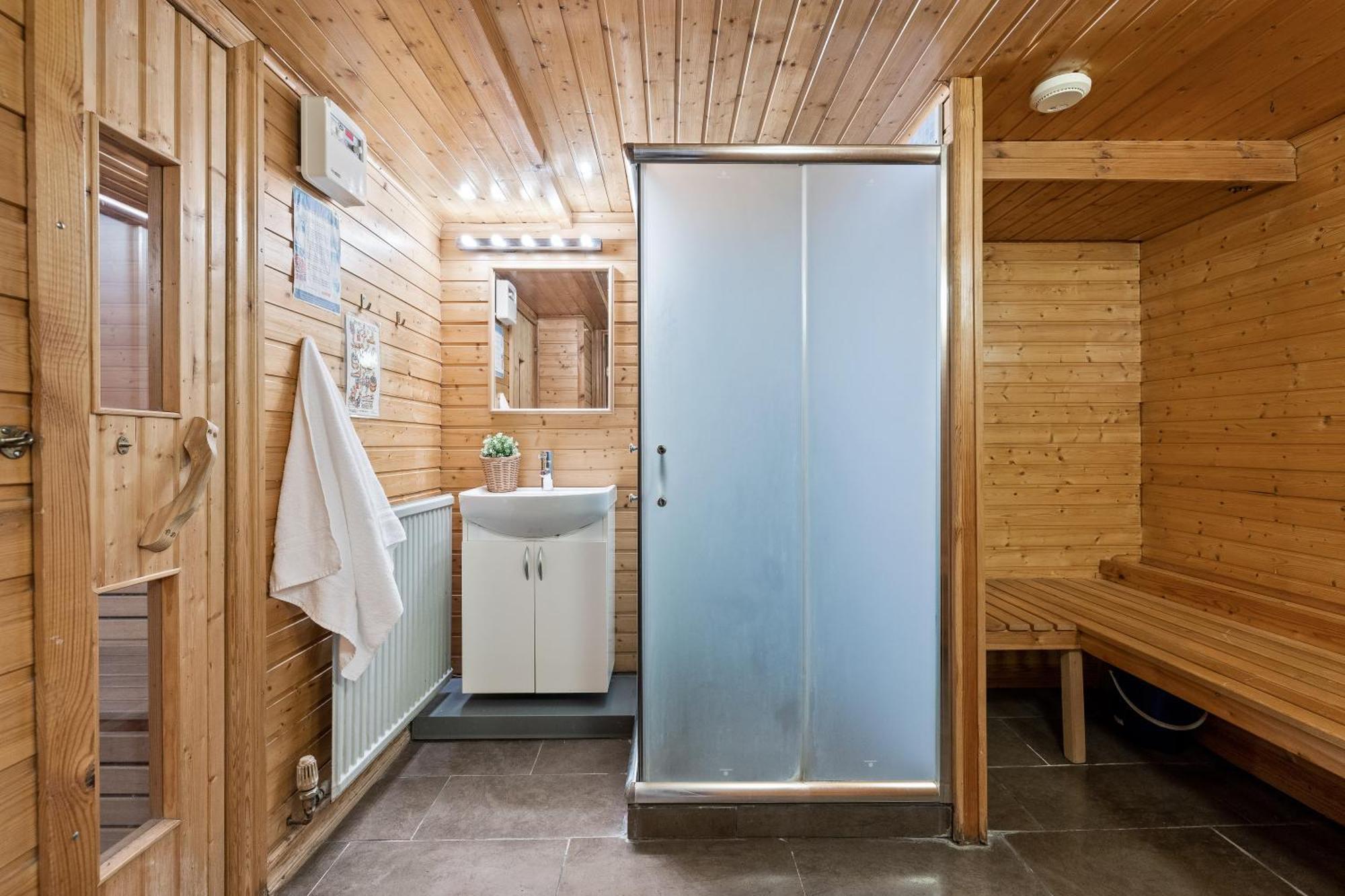 Massive Villa In Downtown Reykjavik With A Sauna Buitenkant foto