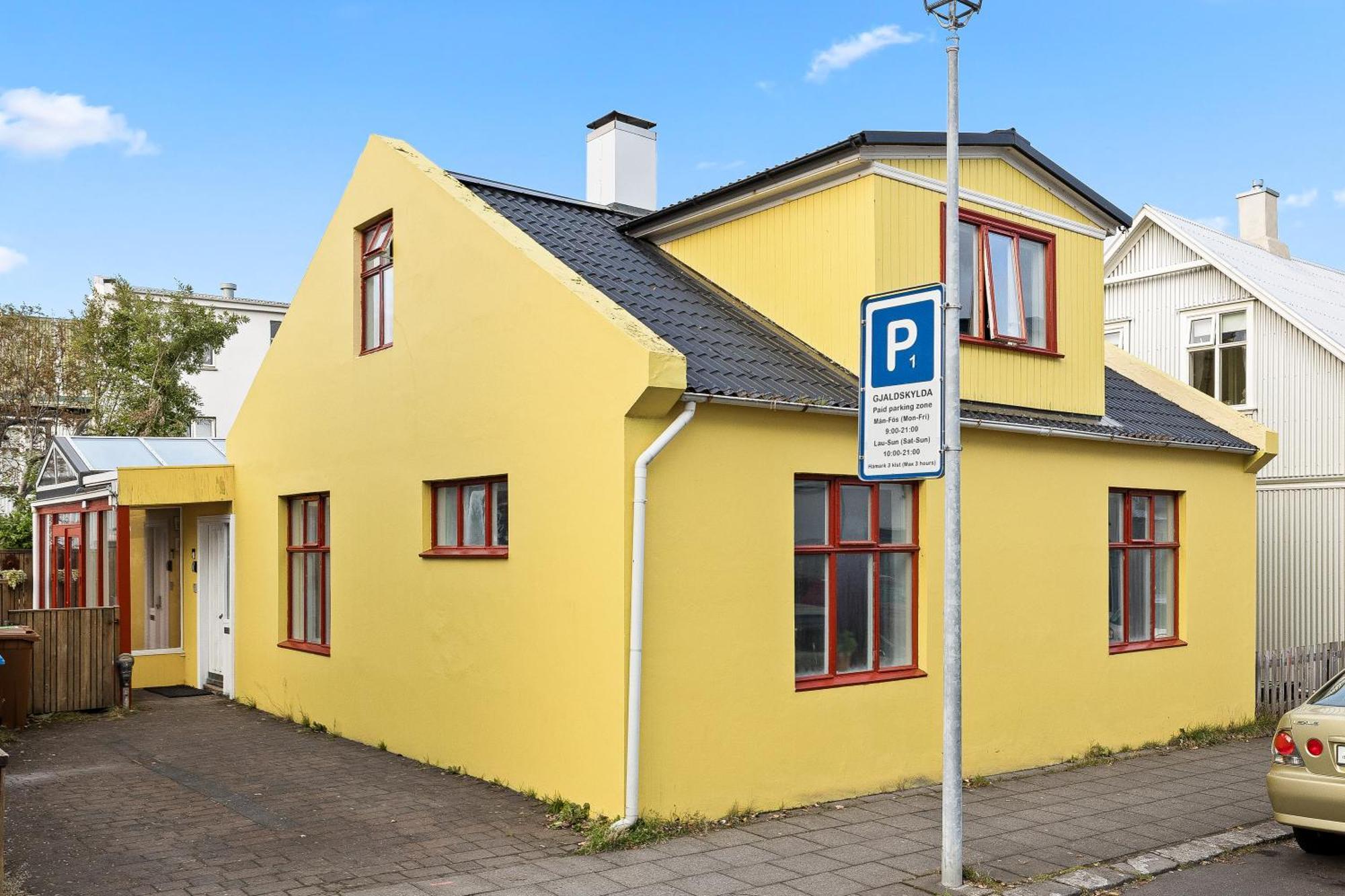 Massive Villa In Downtown Reykjavik With A Sauna Buitenkant foto